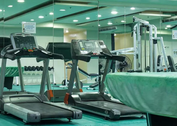 60 Percent Off Deluxe Ocean View Free Pool And Free Sauna Access Included Perfect Location Near Us Embassy, Naia, Makati, Bgc, Mall Of Asia, And Chinatown Dont Miss Out Book Now And Save Updated Price 2025 Hotel 5*