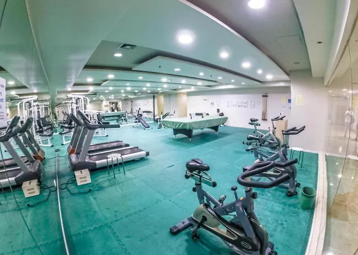 60 Percent Off Deluxe Ocean View Free Pool And Free Sauna Access Included Perfect Location Near Us Embassy, Naia, Makati, Bgc, Mall Of Asia, And Chinatown Dont Miss Out Book Now And Save Updated Price 2025 5*