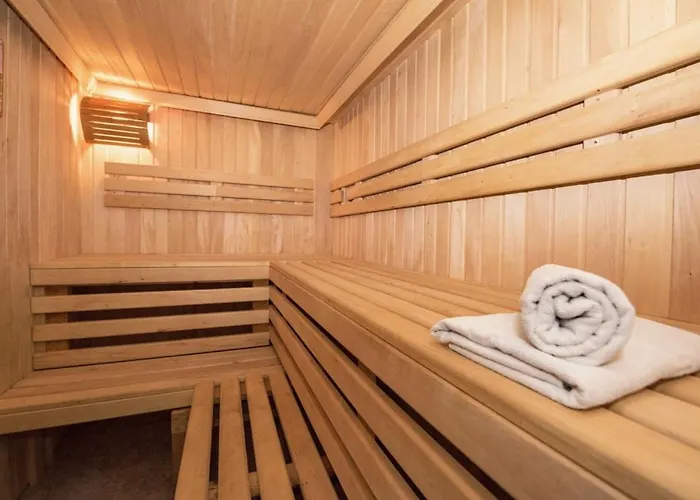 60 Percent Off Deluxe Ocean View Free Pool And Free Sauna Access Included Perfect Location Near Us Embassy, Naia, Makati, Bgc, Mall Of Asia, And Chinatown Dont Miss Out Book Now And Save Updated Price 2025 Manille