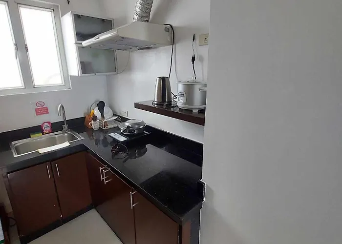 60 Percent Off Deluxe Ocean View Free Pool And Free Sauna Access Included Perfect Location Near Us Embassy, Naia, Makati, Bgc, Mall Of Asia, And Chinatown Dont Miss Out Book Now And Save Updated Price 2025 Hotel