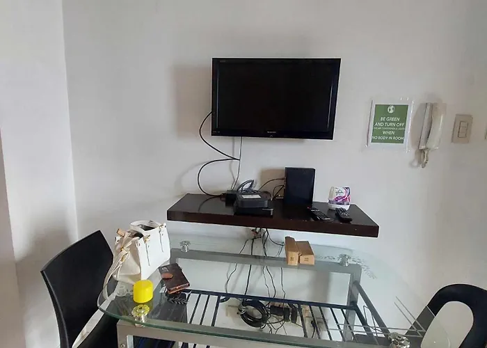 60 Percent Off Deluxe Ocean View Free Pool And Free Sauna Access Included Perfect Location Near Us Embassy, Naia, Makati, Bgc, Mall Of Asia, And Chinatown Dont Miss Out Book Now And Save Updated Price 2025 Manille